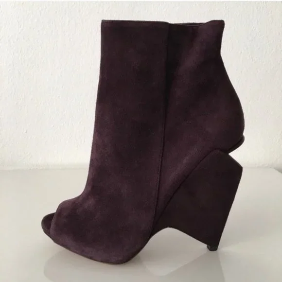 Nicholas Kirkwood architectural chunky cut out heel stacked wedge pee toe bootie